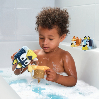 Lodra për banjo Tomy Bluey Family Pourers, gota që futen njëra te tjetra, shumëngjyrëshe