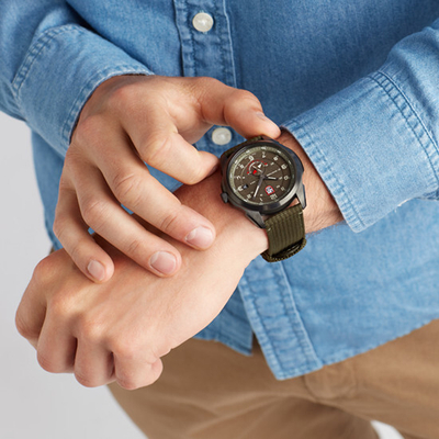 Orë dore Luminox Land Atacama Adventurer XL.1767