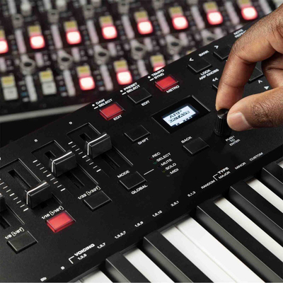Tastierë MIDI M-Audio Oxygen Pro 49, 49 taste, USB, e zezë
