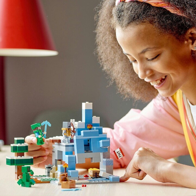 Set LEGO® Minecraft 21243 Ice Mountains, 304 pjesë