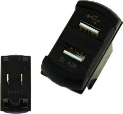 Prizë makine TurboWorks F Socket, 12/24V, 2xUSB 4.2A, me voltmetër