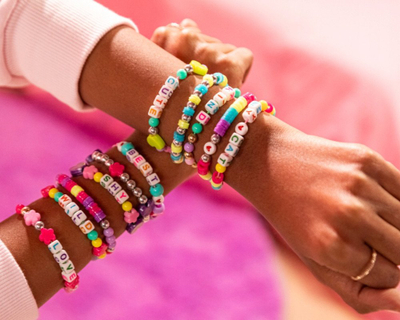 Set kreativ Epee Projekt Glam Twisted Bracelet Creator 60468, 600 rruaza, për byzylykë miqësie, shumëngjyrësh