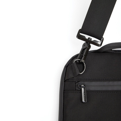 Çantë laptopi XD Design Executive, 16", me rrip shpatulle, e zezë