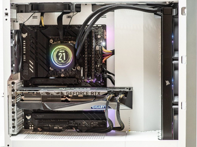 Компјутер за гејминг Game X G900, Ryzen 9 7950X, 32GB RAM, 1TB SSD, бел
