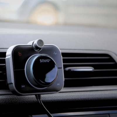Transmetues FM për veturë Savio TR-14, Bluetooth 5.0, dy dalje të shpejta karikimi, i zi