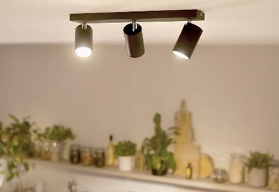 Llambë LED Philips GU10 reflektor, 2.1W 375lm, 4000K, e bardhë