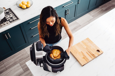 Multicooker Ninja OL750EU, 7.5L, për 6 persona, i zi me inoks