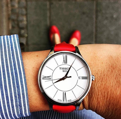 Orë për meshkuj Tissot Bella Ora Round T103.210.16.018.00, e zezë/ e kuqe