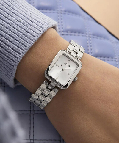 Orë për femra GUESS