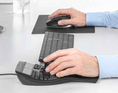Tastierë Connect 3D, me kabllo, e zezë