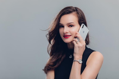 Mbrojtëse e pasme Moshi Vitros për iPhone Xs / X, e tejdukshme / e argjendtë