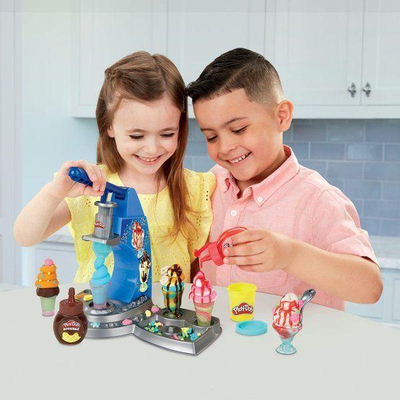 Dyqan i akulloreve lodër Hasbro Play-Doh E6688