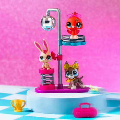 Сет за игра Hasbro Littlest Pet Shop Disco Nights, 3 фигурки, повеќебојни