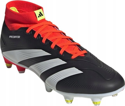 Këpucë futbolli Adidas Predator League SG M IG7741, vida metalike për fusha të buta, të zeza me të kuqe e të bardha