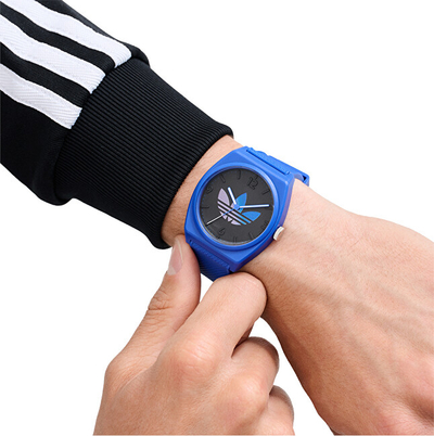Orë dore Adidas Project Two GRFX AOST24553, blu