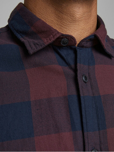 Këmishë Jack&Jones JJEGINGHAM Slim Fit, e kuqe e errët