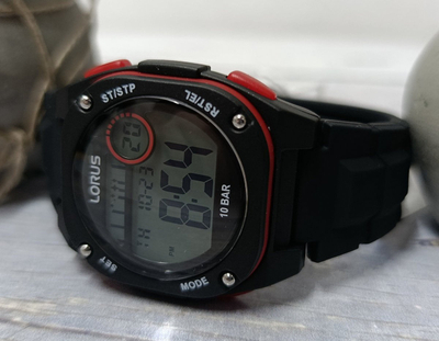 Ora digjitale Lorus Youth Sports R2327QX-9, 38mm, rezistente ndaj ujit 100m, e zezë