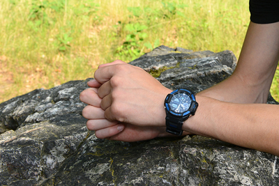 Orë dore Casio G-Shock GA-1100GB-1AER