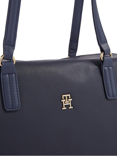 Çantë krahu për femra Tommy Hilfiger, e zezë