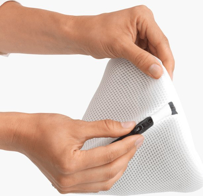 Qese larjeje për reçipeta Brabantia Bra Wash Bag, rrjetë mbrojtëse, e bardhë