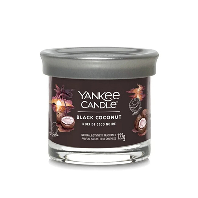 Qiri aromatik Yankee Candle Black Coconut, 122 g