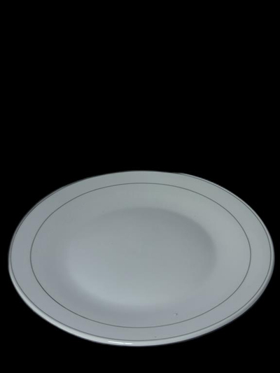 Pjatë e rrafshët 26.7cm , e bardhë me detaje hiri . UNIMIKS