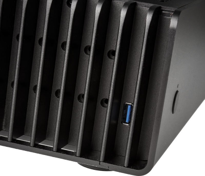 Kasë Streacom FC9 Alpha Optical, HTPC