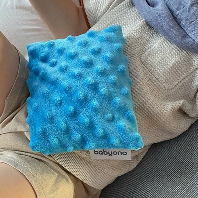 Termofor BabyOno Cherry me bërthama qershie, erë livando, blu e çelët