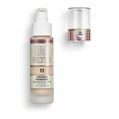 Krem pudër Revolution Long-lasting makeup IRL Filter, 23 ml