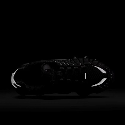 Atlete Nike Shox TL M AR3566-002, me teknologji Shox, të zeza