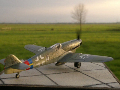 Maket aeroplani Revell Messerschmitt Bf109 G-10 Erla, plastik, për tu mbledh me dorë
