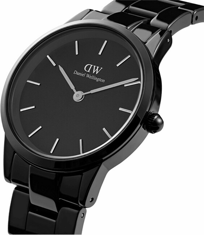 Orë për femra Daniel Wellington, e zezë