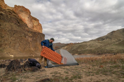 Dyshek kampingu Klymit Insulated Static V Lite Eco, me fryrje, i izoluar, portokalli