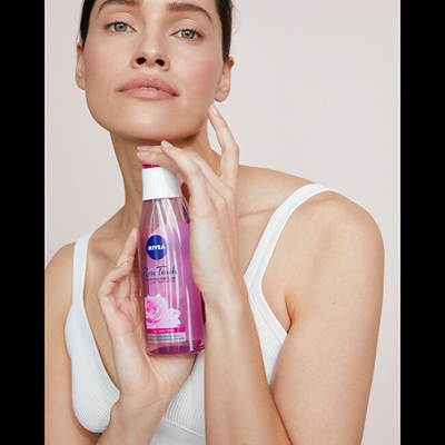 NIVEA Rose Touch Хидратантен Тоник за Лице, 200 ml