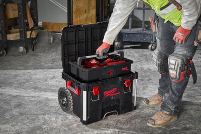 Tabaka veglash Milwaukee Packout Tool Tray, 50 cm, me ndarje, e zezë