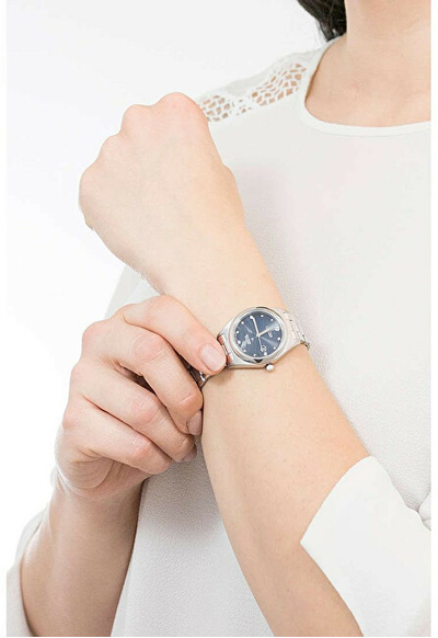 Orë dore Citizen Eco-Drive Super-Titanium EW2600-83L