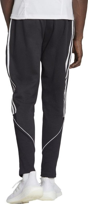 Pantallona sportive adidas Tiro 23 League Sweat HS3611, për burra, me xhepa me zinxhir, të zeza