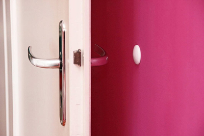 Stoper dere vetëngjitës Self-Adhesive Door Stop 40, diametër 40 mm, për mur, i bardhë