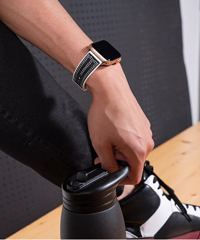 Rrip për orë smart GUESS Apple Watch (42 - 45 mm) CS3003S1, i zi