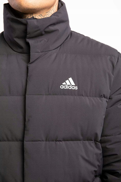Xhaketë dimri Adidas Helionic Mid-Length Down për burra, me pupla, material që s’e merr uji, e zezë