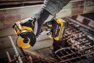 Sharrë Dewalt DCS438N, 18V