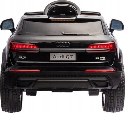 Makina me bateri për fëmijë Audi Q7, model elektrik, e zezë me llak