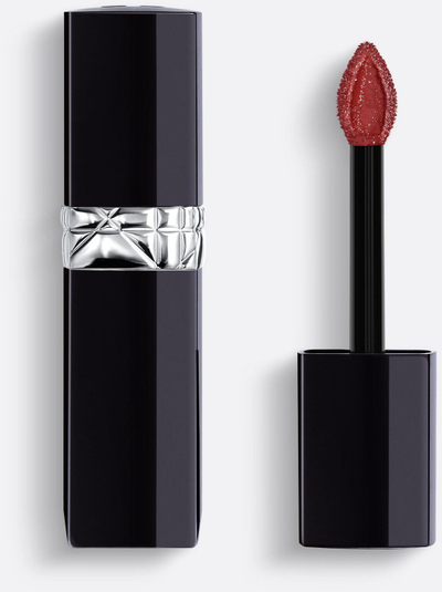 Ruž i lëngshëm Dior Rouge Dior Forever Lacquer, me shkëlqim të lartë, që rri gjatë dhe del paksa transparent
