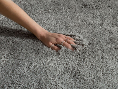 Tapet Beliani EVREN Shaggy, 140x200 cm, poliestër, gri e hapur