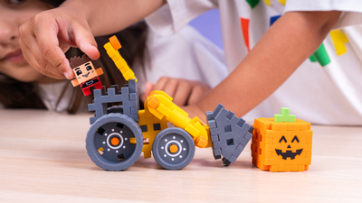 Set ndërtimi Marioinex Mini Waffle Farmer Front Loader, eskavator me krah lëvizës, shumëngjyrësh