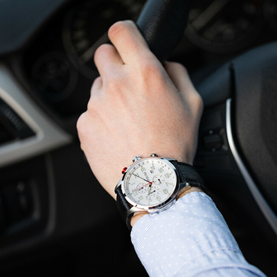 Orë dore Prim Racer Chronograph 2021 W01P.13160.G