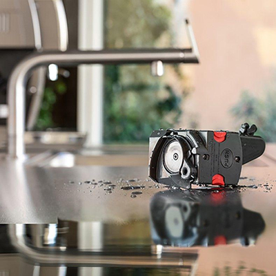 DeLonghi Dinamica ECAM 350.55.SB Целосно Автоматска Машина за Кафе, Сребрена/Црна
