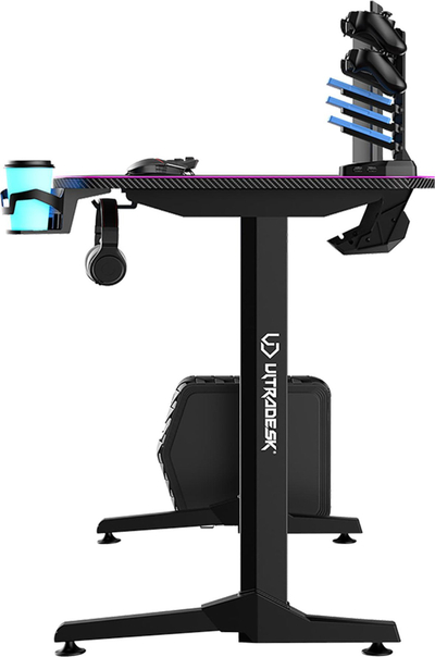 Tavolinë gaming Ultradesk Frag V3, 140 cm, me menaxhim kabllosh, e zezë me rozë