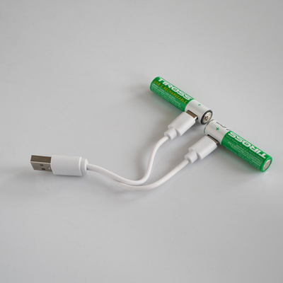 Bateri rimbushëse Tiross Akumalrorki USB C AAA, 650mAh, 1.5V, paketë me 2 copë