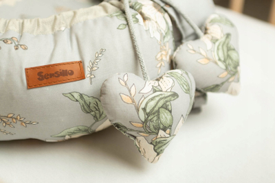 Shtrat për kalamaj Sensillo Nest Velvet Lily, 80x45 cm, gri